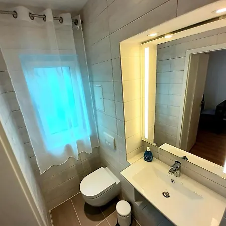 Modernes Metzingen 2 Apartment